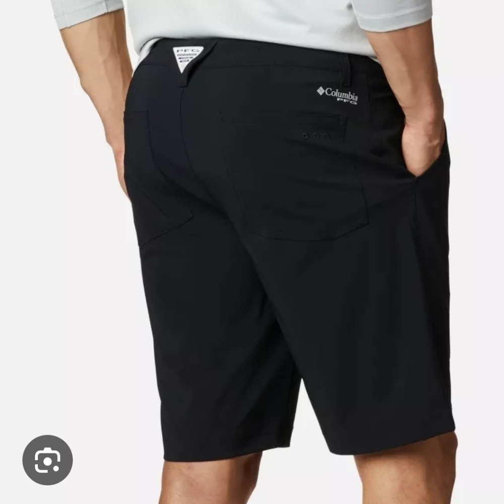 Columbia Sportswear PFG Mens Black Shorts Size 40